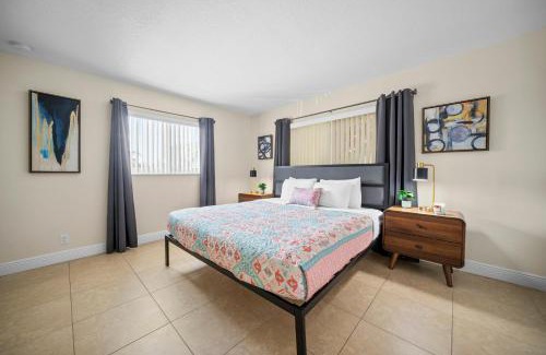 Lighthouse Point Apartment | Coco Palms Apartments By Lowkl