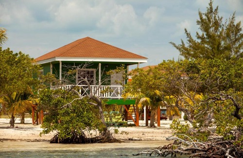 Thatch Caye Resort | Coco Plum All Inclusive Resort