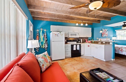 Cocoa Beach Apartment | Coco Sands Studios