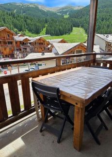 Les Orres Apartment | Cocon des Orres res balcon des airelles appartement 512