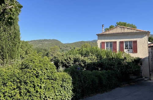 Peypin-d'Aigues House | Coeur Luberon - Charming house in Provence