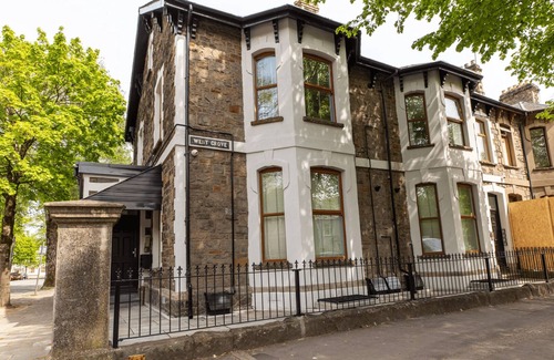 Cardiff Apartment | Cohost Partners Stylish Stay Near Cardiff City Centre