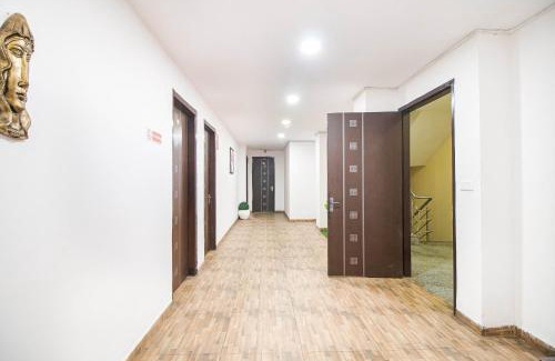 Janakpuri Hotel | Collection O HOTEL SANGAM PALACE