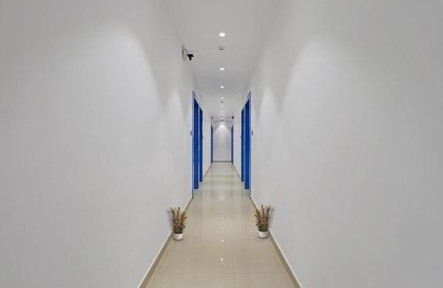 Surat Hotel | Collection O Leo Palace