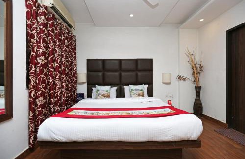 Jaipur District Hotel | Collection O Meenakshi Palace