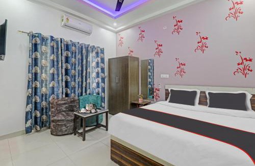 Lucknow Hotel | Collection O Shivashakti Grand Near Chaudhary Charan Singh International Airport