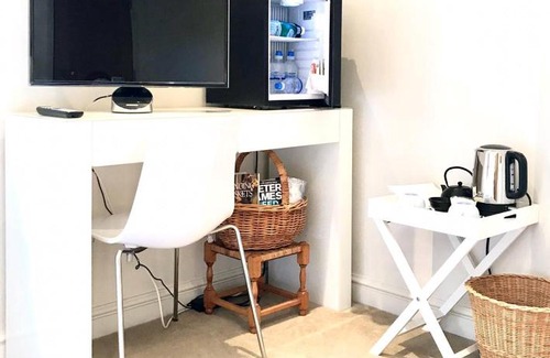 Cheltenham Bed & Breakfast | College View