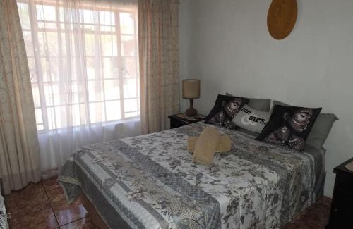 Marloth Park House | Collin's Rest