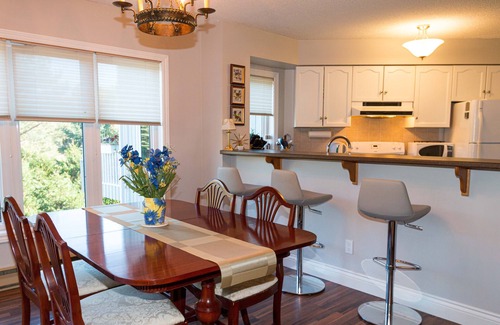 Collingwood House | Collingwood Seasonal Rental - Beside Georgian Bay