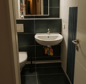 Neuehrenfeld Apartment | Cologne Nest Zentral & Stilvoll