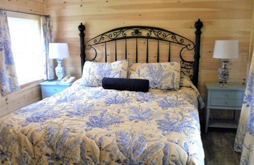 Belfast Cabin | Colonial Gables Oceanfront Village