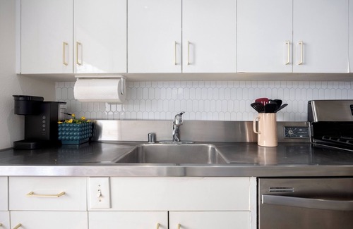 Diamond Head - Kapahulu - St. Louis Condo | Colony Surf 208 - Studio