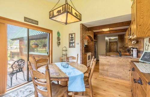 Idlewild Estates House | Colorado Cabin - Minutes from Downtown Ouray - Pet Friendly STR2024-069