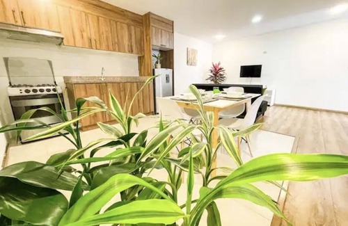 Cuenca Apartment | [Colorful Apartment] 4min City center + Free parking