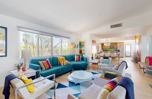 The Mesa House | Colorful home with private pool and spa & private gas grill - families welcome