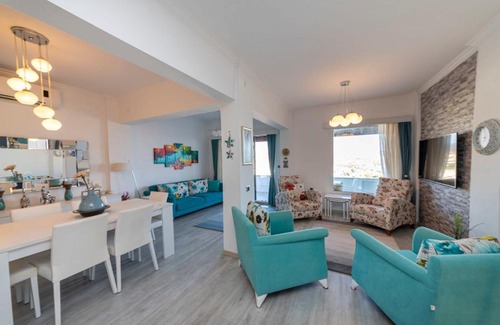 Bodrum City Center Villa | Colorful House with Magnificent Sea View near Beach in Bodrum