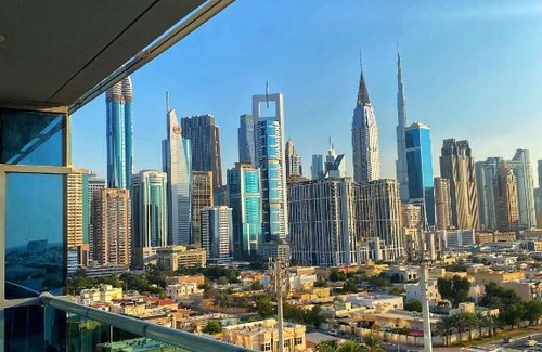 Al Satwa Apartment | ColorN Apartament 5 min Sheik Zayed Road, Future Museum, view Burj Khalifa and Downtown and 5 min car to the beach!!