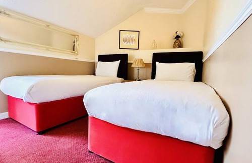 Wellingborough Hotel | Columbia Hotel & Restaurant