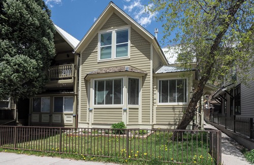 Telluride House | Columbine A- Newly Remodeled Downtown Telluride Townhome