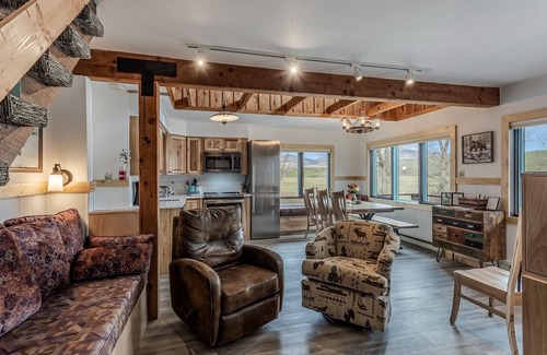 Clark Ski Chalet | Columbine - A serene mountain getaway