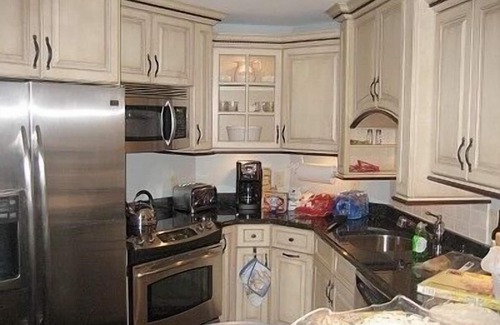 Hyannis Condo | Columbus Day Weekend Special! 1050.00 plus VRBO fee-FINS UP!" Family Resort!