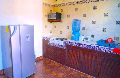 Ojo de Agua House | Comfy 4 Bedroom Town House Garden & Market Area