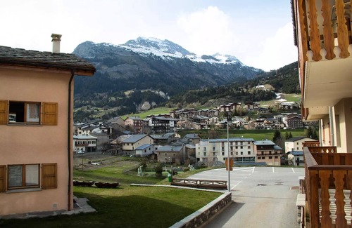 Aussois Apartment | COM306M : Apartment in quiet area near free shuttle bus and swimming pool