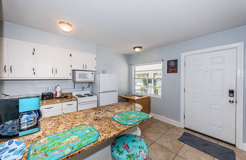 Indian Rocks Beach Villa | Come and enjoy Beachside villa suite #2 Steps from BEACH