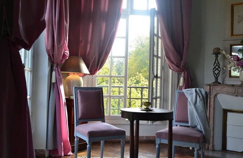 Monts Apartment | Come and experience the Unique and the Wonderful at the Château du Breuil.