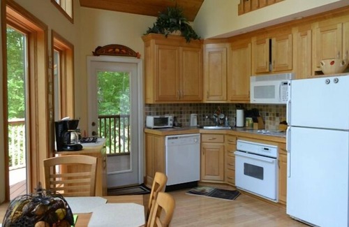 Helen Cabin | Come Catch A Dream At The Dreamcatcher Cabin