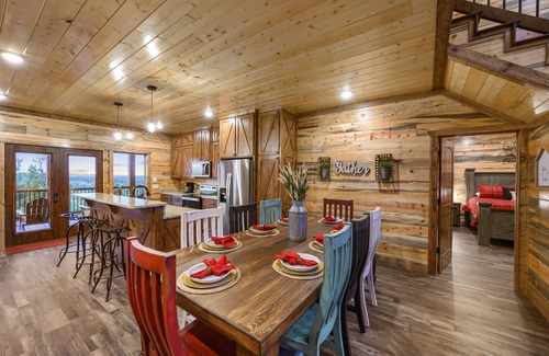 Broken Bow Cabin | Come enjoy the beautiful mountain views