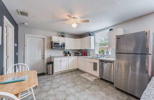 St. Petersburg - Clearwater House | Come enjoy this unique Mother In-Law Suite