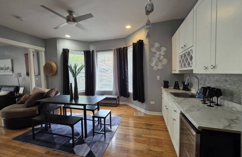 South Shore Apartment | Come experience The Lake Shore!