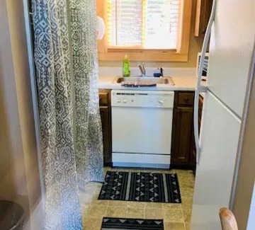 Sugar Mountain Apartment | Come feel what it's like to relax at 4900'