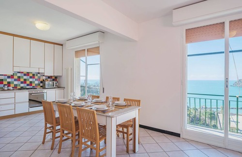 Moneglia Apartment | Come il sole all'improvviso by Interhome