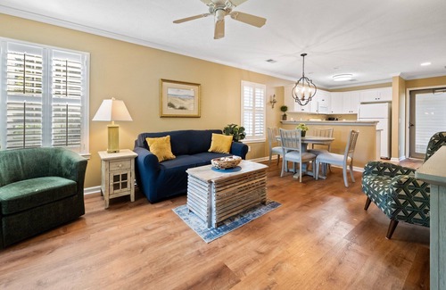 Pawleys Island Condo | Come Play Around in this Ground Floor Beautiful Condo at True Blue Golf Resort