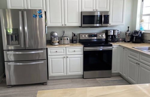 Summerland Key House | Come relax at Sandy Bottom Beach Cottage!