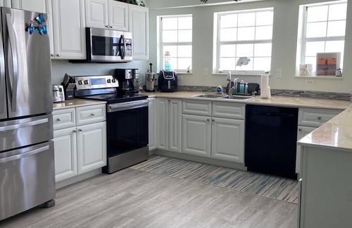 Summerland Key House | Come relax at Sandy Bottom Beach Cottage!