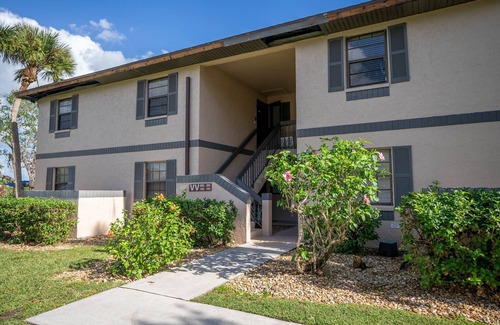 Port Charlotte Condo | Come Relax in Port Charlotte Beachy Bungalow getaway!
