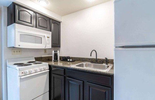 North Creek Condo | Come stay at Alpine Lodge for amazing views!