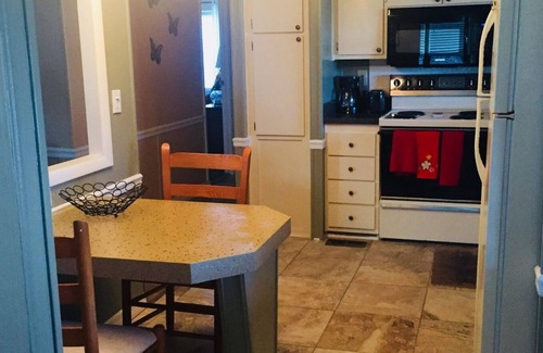 Silver Lake House | Come to The Villages for fun and relaxation !incl golf cart