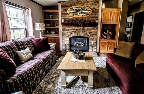 Roscoe House | Come to Trout Town USA- nearby fishing, breweries, shopping, golfing and more…..