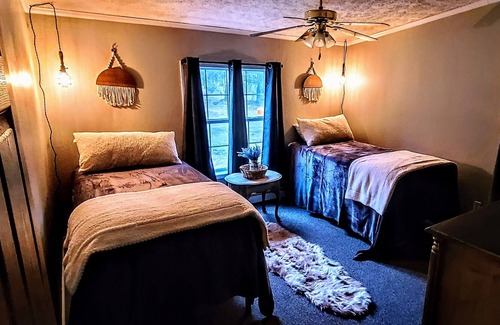 Roscoe House | Come to Trout Town USA- nearby fishing, breweries, shopping, golfing and more…..