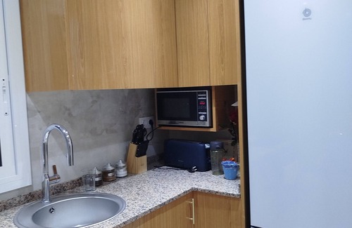 Collblanc y La Torrassa Apartment | Comfortable Room