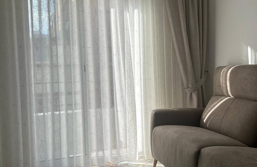 Collblanc y La Torrassa Apartment | Comfortable Room