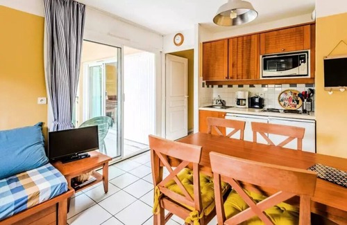 Maubuisson Apartment | Comfort 1-bedroom apartment (sleeps 4)
