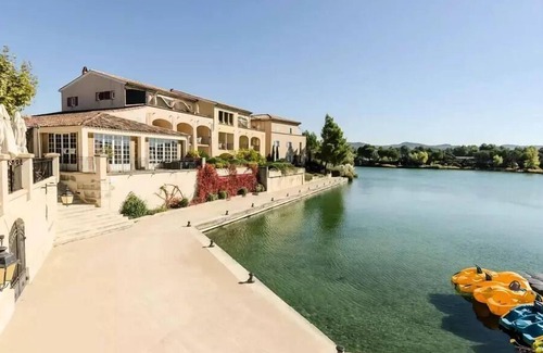 Pont Royal Apartment | Comfort 1-bedroom apartment (sleeps 6)