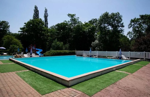 Saint-Honore-les-Bains House | Comfort 2-bedroom mobile home, air-conditioned, sleeps 4