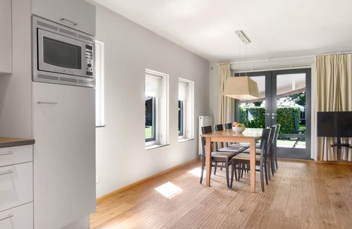 Nooitgedacht House | Comfort 6-person farmhouse in the holiday park Hof van Saksen
