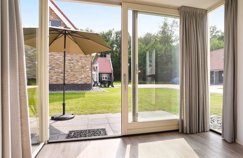 Kaatsheuvel House | Comfort 8-person children's vacation home in the holiday park Landal Kaatsheuvel
